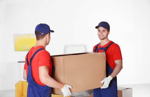 Self storage unit in Battersea for household items