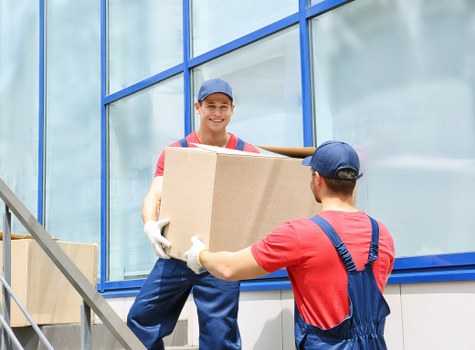 Customer raising a complaint about a moving service